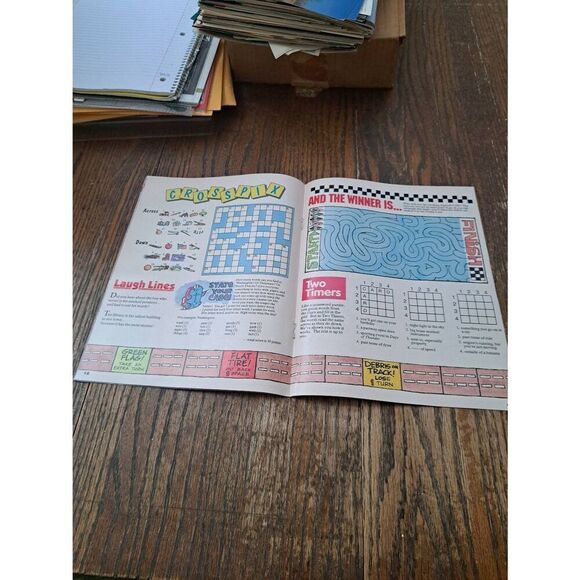 Lot of 2 Days of Thunder Family Fun Books 1990 NASCAR Paramount Exxon Promo - Picture 7 of 12